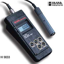 HI9033 防水便携式电导率测定仪