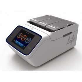 ABI ProFlex&#8482; PCR仪