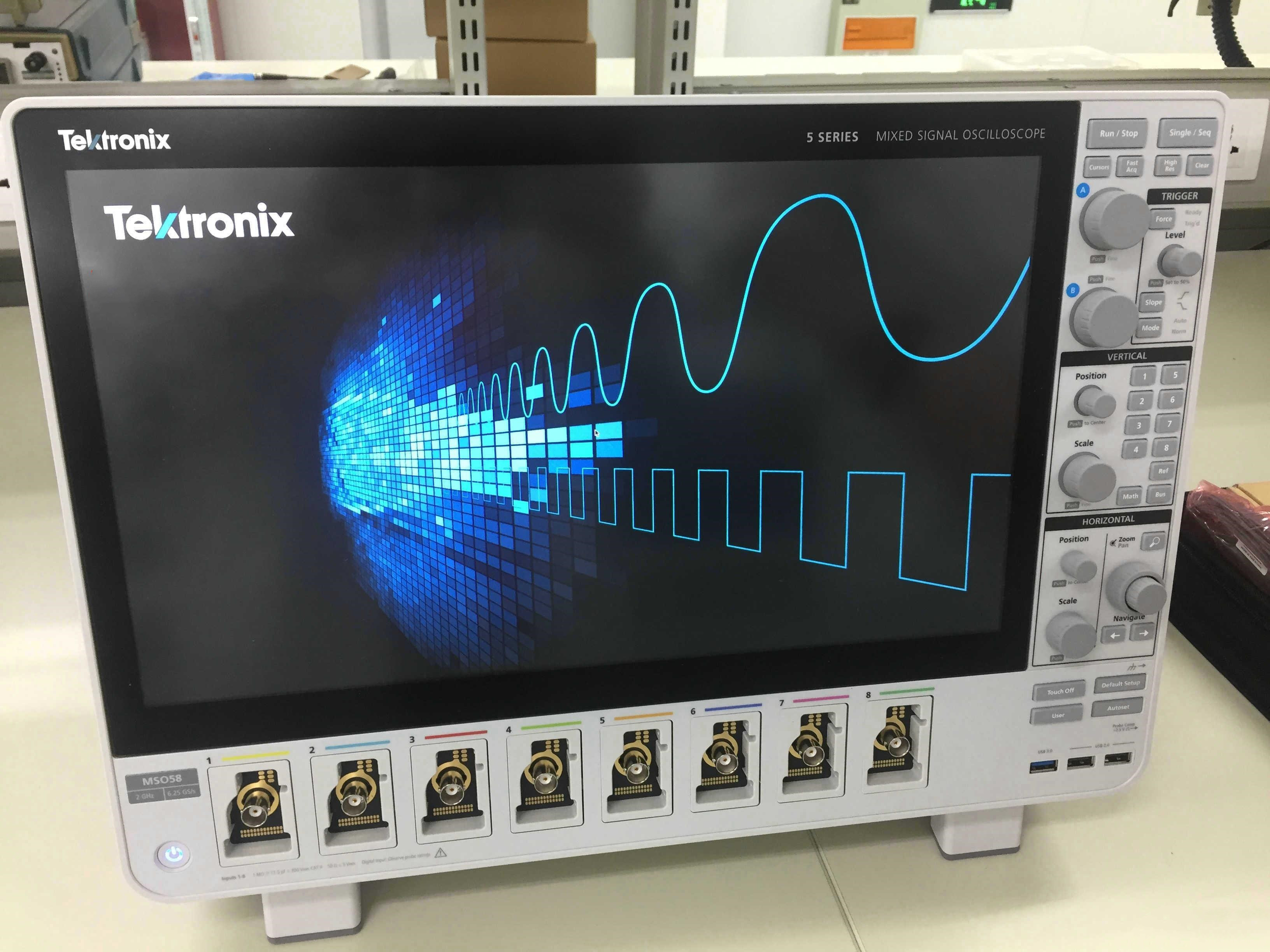 Tektronix泰克MSO58混合信号示波器